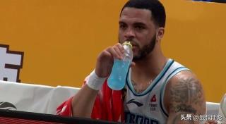 青島記者：米奇和韋瑟斯龐消耗了大部分預(yù)算，鮑威爾續(xù)約無充裕資金